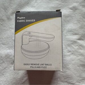 White and Gray Fabric Shaver with Efficient Lint Removal